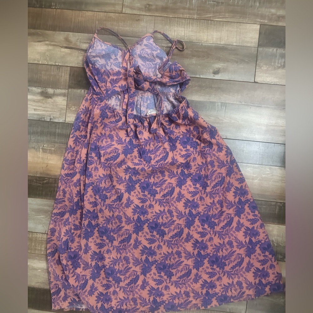 Cute Universal Thread Dress - Picture 3 of 5